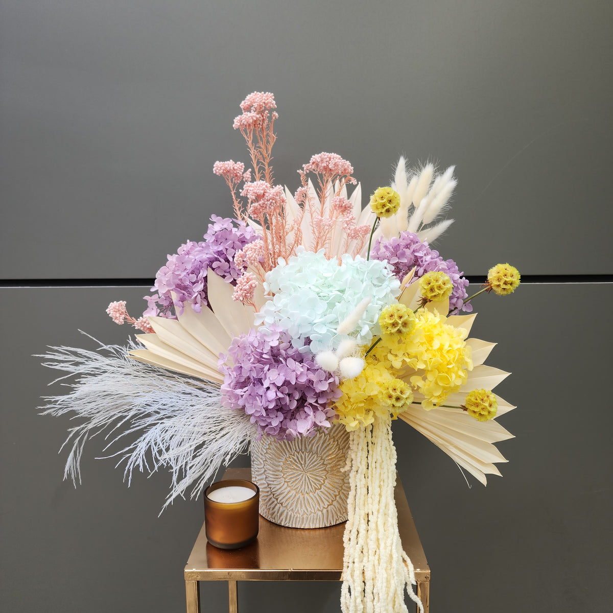 Sanrio Pastel coloured dried and preserved flowers Vase arrangement