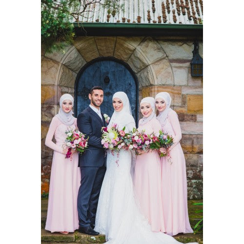Rustic wedding florals for Delfa